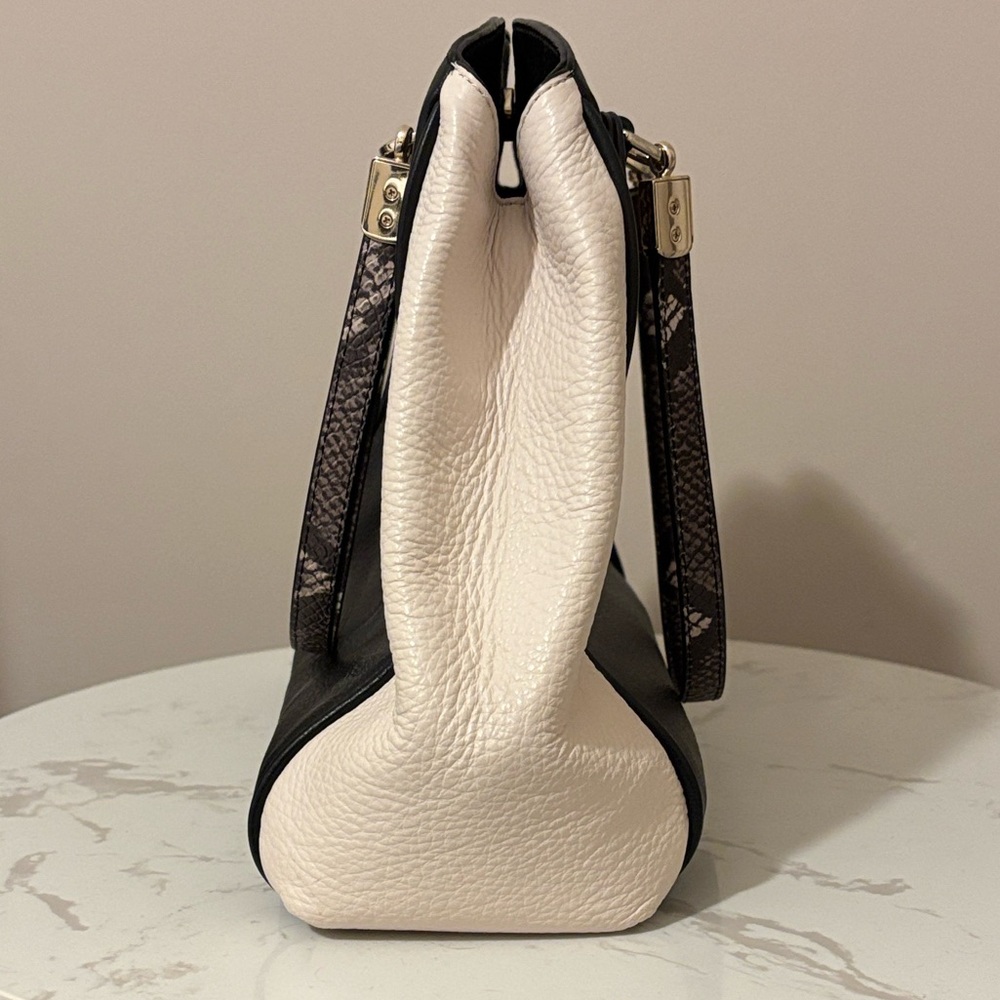 Coach Minetta Two-Tone Black and White Pebbled Leather Shoulder Bag - Picture 5 of 15